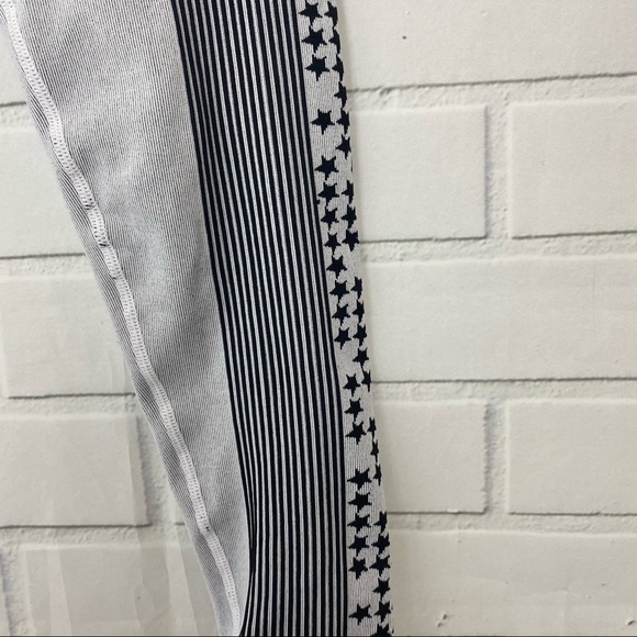 Fabletics seamless star print leggings size medium - Picture 5 of 7
